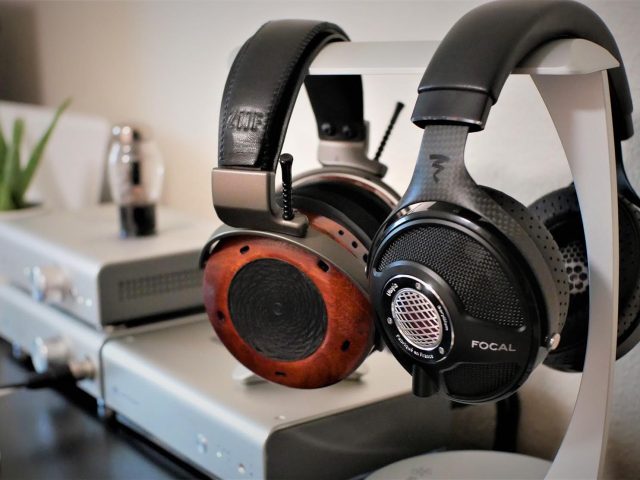 High-Resolution Audio Experience: Sony MDR-Z1R vs. Focal Utopia 2025 Deep Comparison