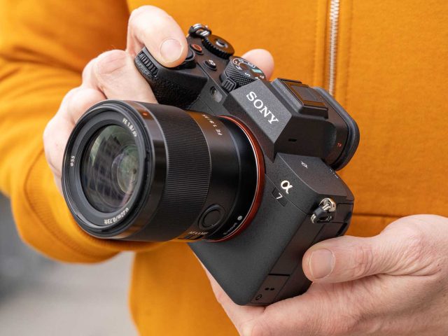 Fast Focus, Real Power: 2025’s Hottest Cameras Head-to-Head